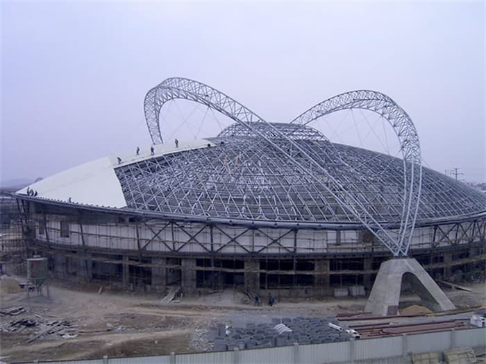 五大连池体育中心篮球馆网架加工